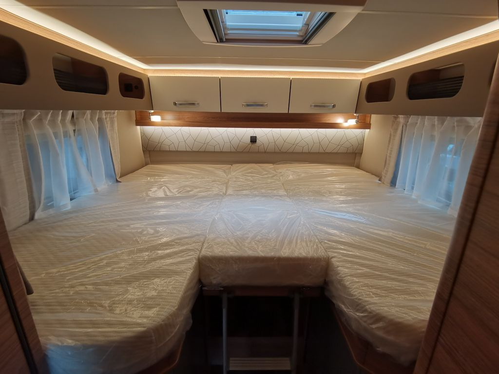 Half integraal camper Weinsberg CARACOMPACT SUITE 640 MEG PEPPER / - MODELL 2025