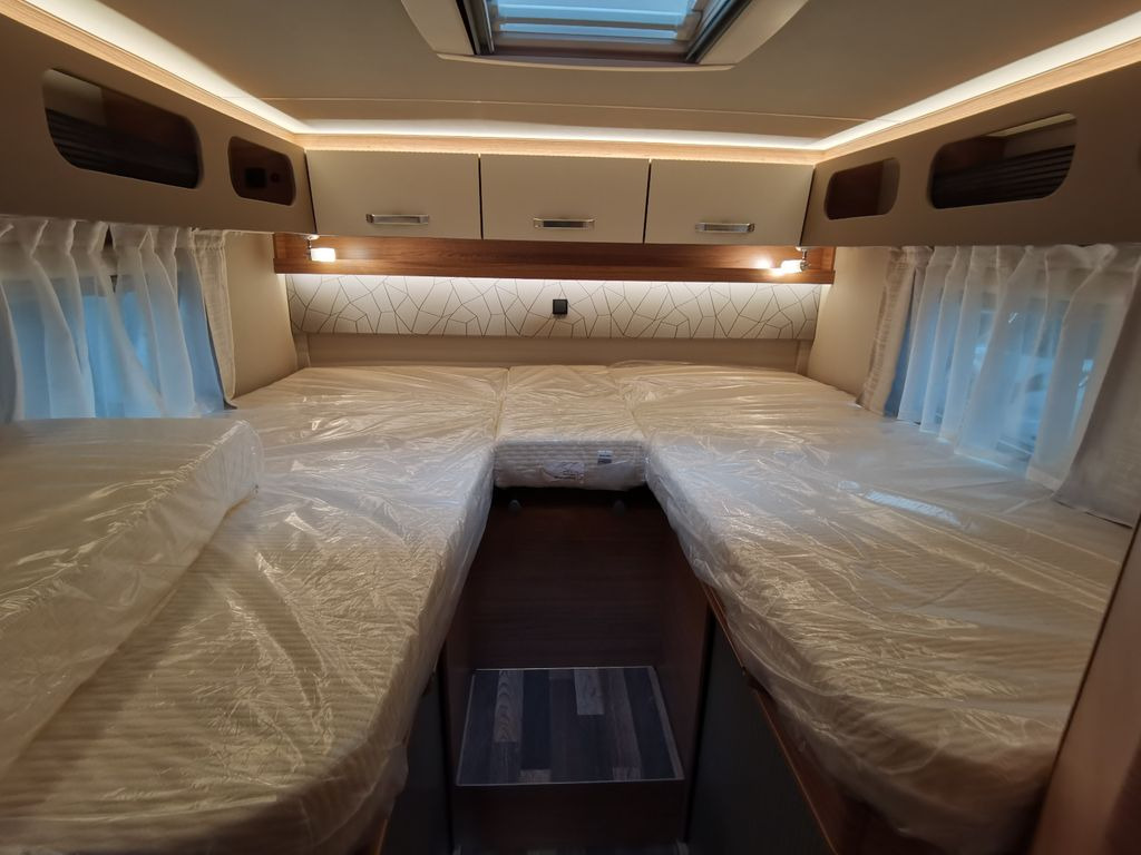 Half integraal camper Weinsberg CARACOMPACT SUITE 640 MEG PEPPER / - MODELL 2025