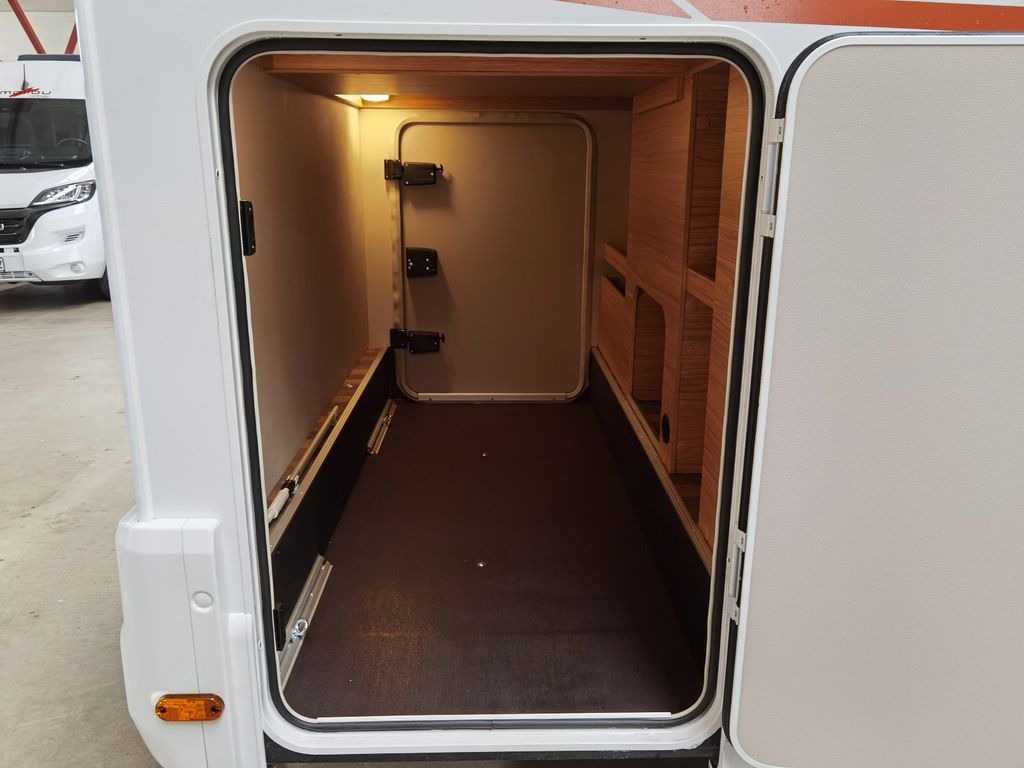 Half integraal camper Weinsberg CARACOMPACT SUITE 640 MEG PEPPER / - MODELL 2025
