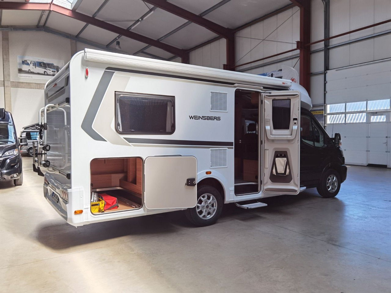 Half integraal camper Weinsberg CARALOFT 650 MF /-2024-/ 155PS / SEITENBETT