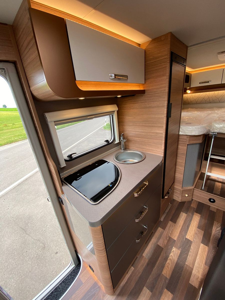 Half integraal camper Weinsberg CaraCompact 600 MEG EDITION [PEPPER]25 Modell