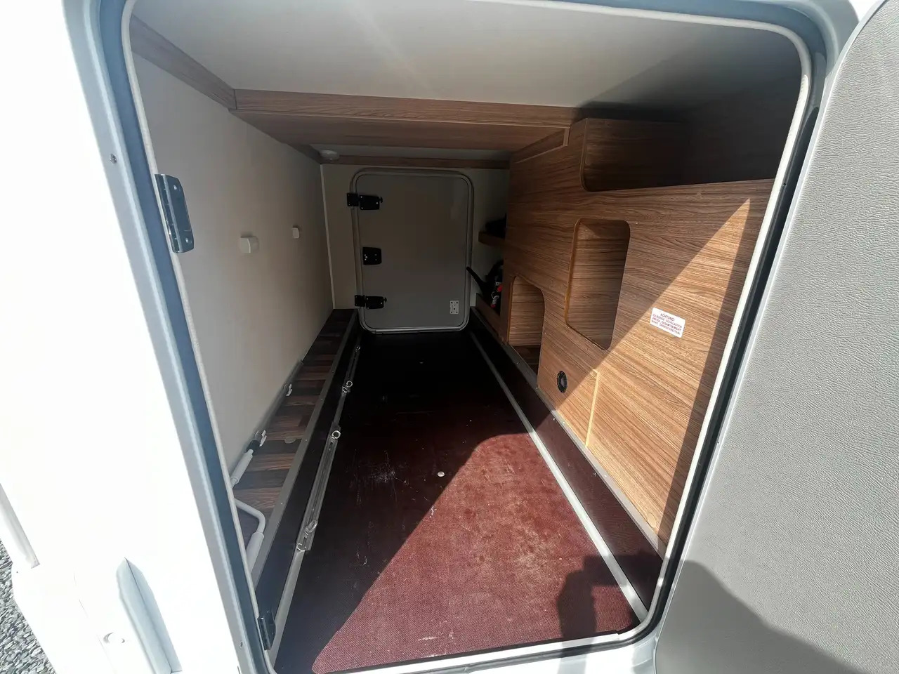 Half integraal camper Weinsberg CaraSuite 700 ME