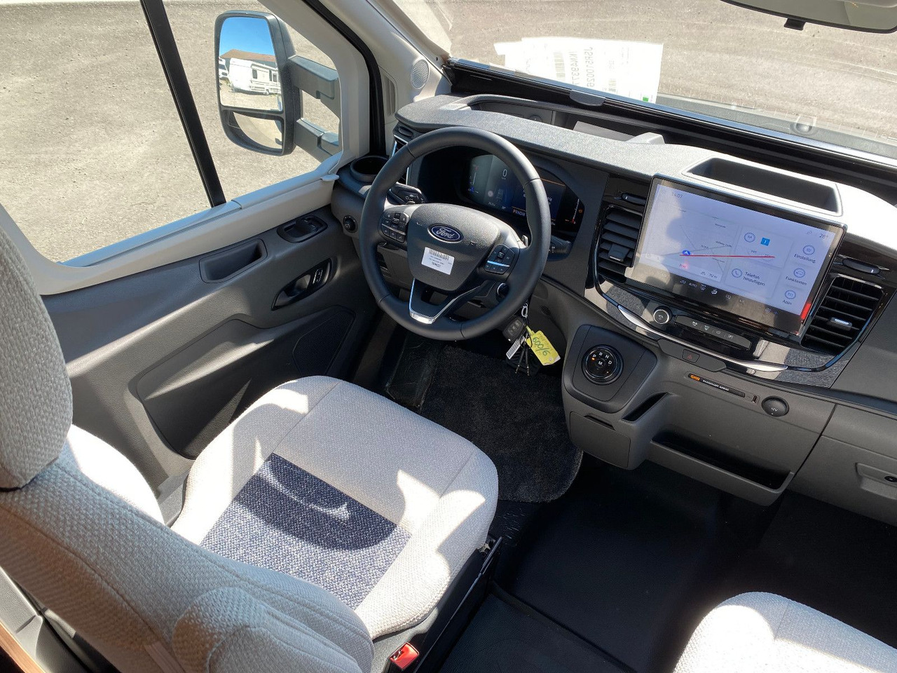 Half integraal camper Weinsberg CaraSuite 700 MEG, Automatik, AHK, Hubbett