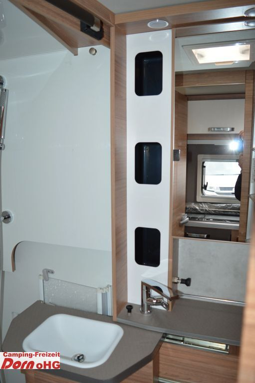 Half integraal camper Weinsberg X-CURSION VAN 500 MQ EDITION [PEPPER] ab Oktober