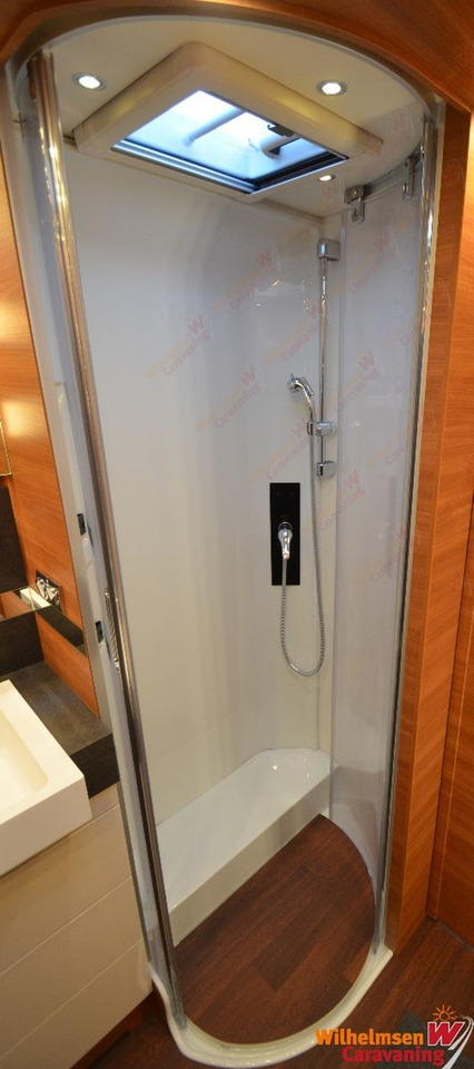 Integraal camper Carthago chic c-line xl I 5.9 XL LE MJ 2025*Mercedes*2xTV