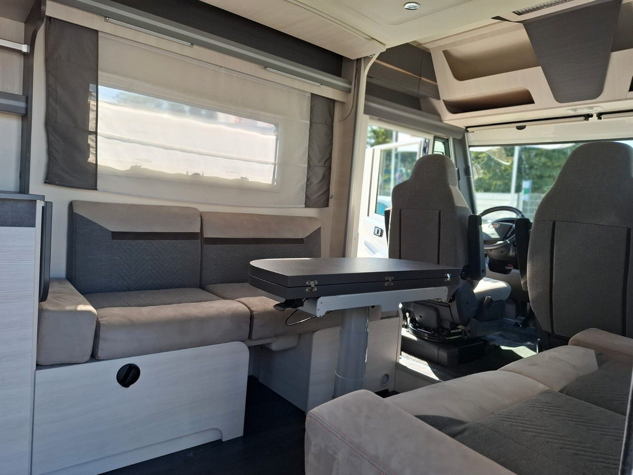 Integraal camper Challenger 2060