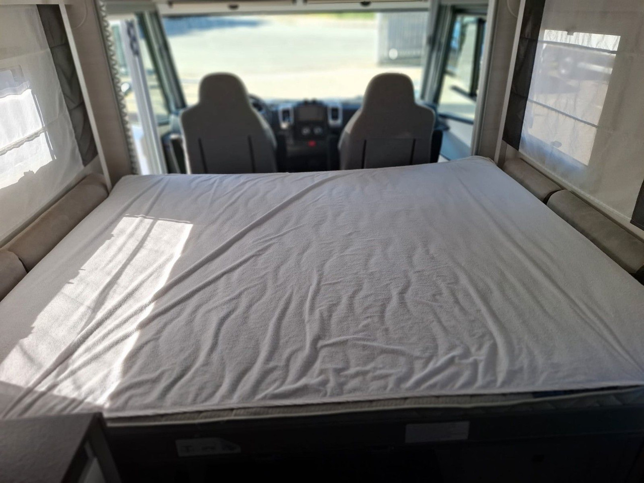 Integraal camper Challenger 2060