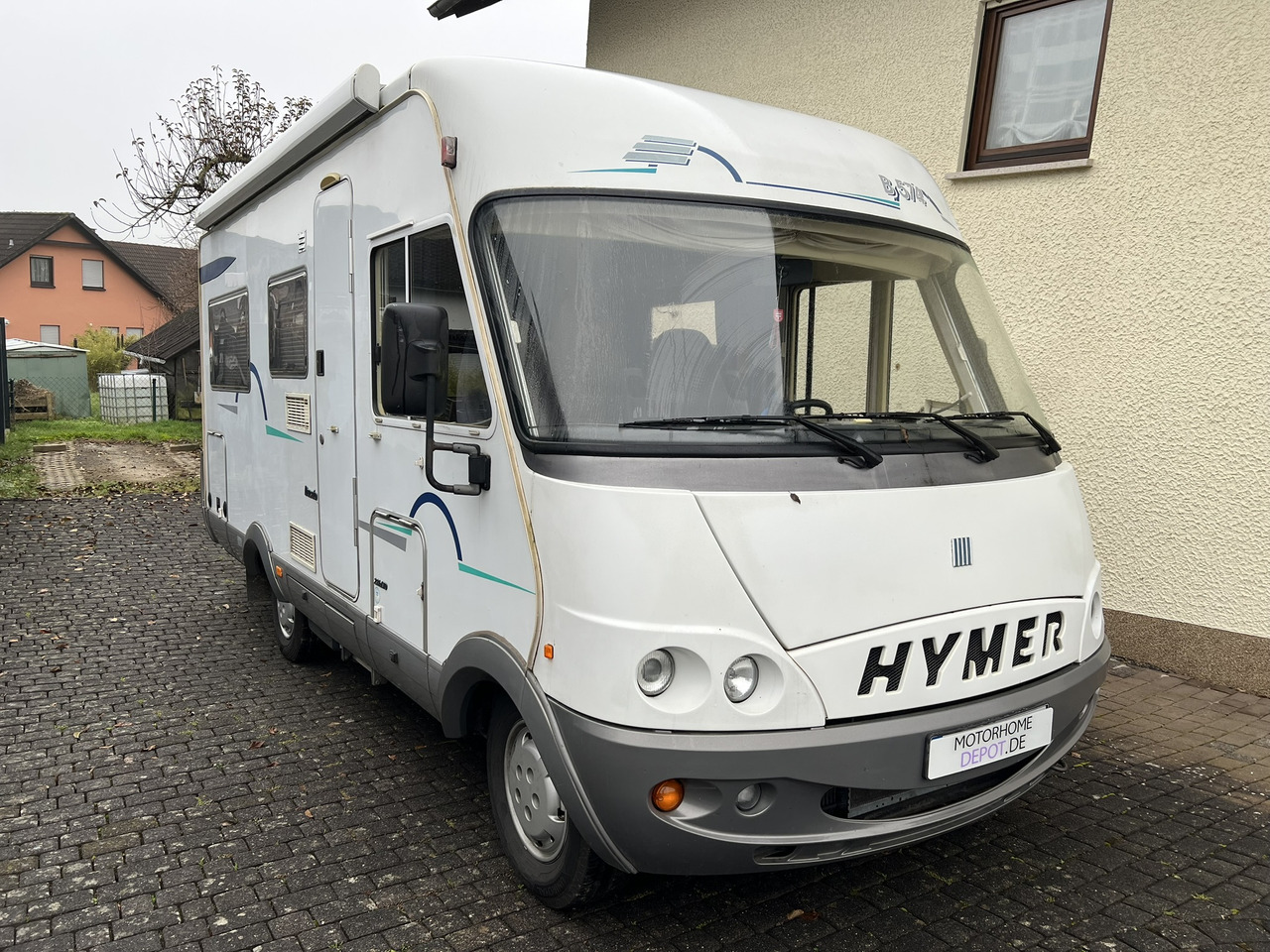 Integraal camper HYMER / ERIBA B-Klasse 574 incl. Hubbett - Markise - 3,85 to