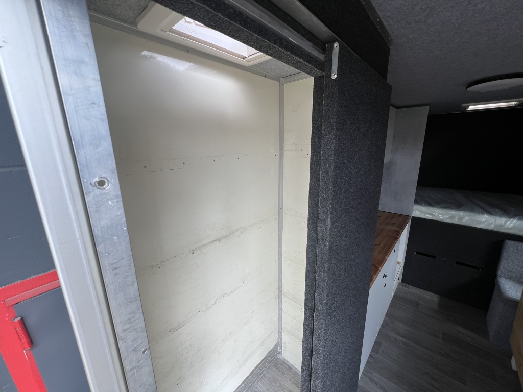 Camper Iveco Daily 35S14 Klima Orig.127'km Küche Doppelbett