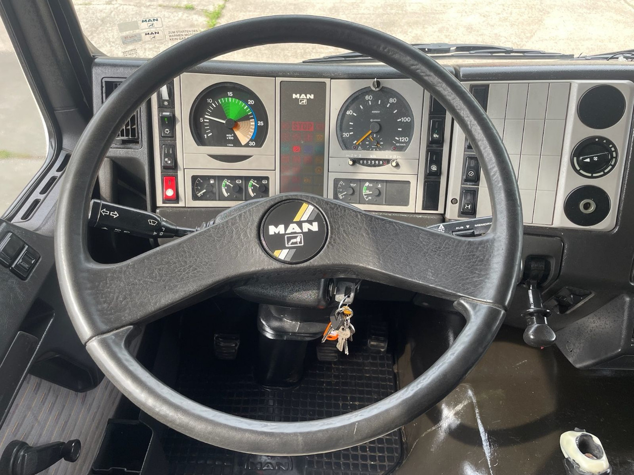 Camper MAN 18.264 M40 Wohnmobil/4xBett/AC/Standheizung/EU2