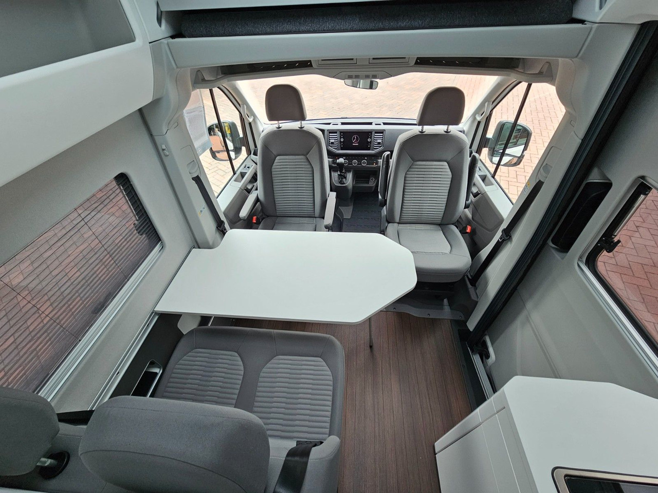Camper Volkswagen Crafter Grand California 600 Solar LED AHK ACC
