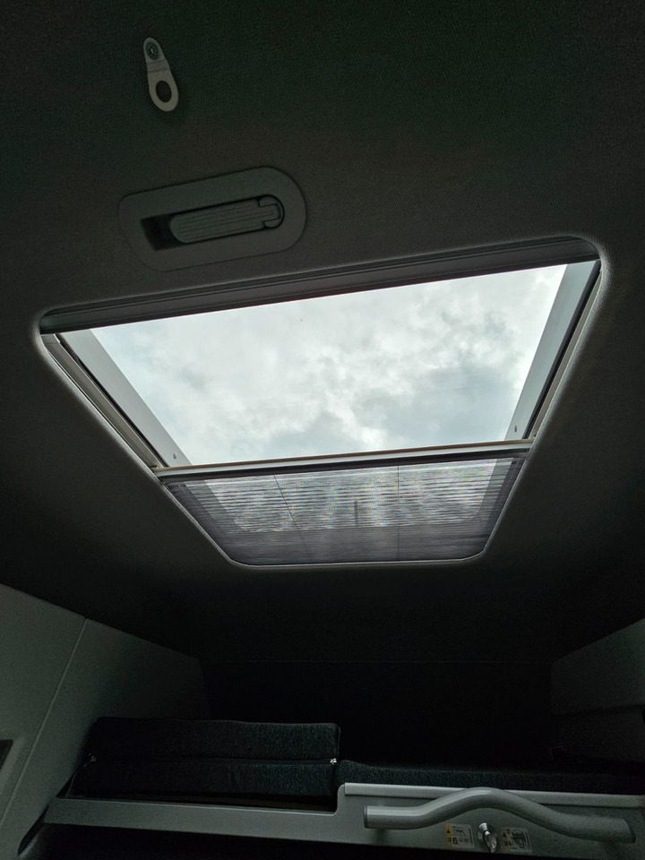 Camper Volkswagen Crafter Grand California 600 Solar LED AHK ACC