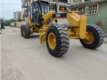 Grader CATERPILLAR 140K