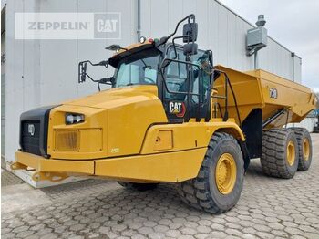 Kiepwagen met knikbesturing CATERPILLAR