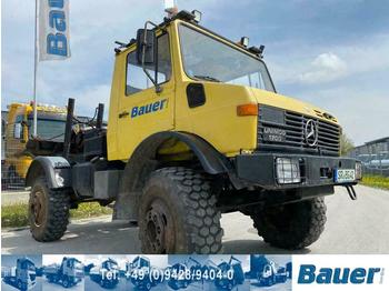 Bergingsvoertuig Mercedes-Benz U1700 4x4/RotzlerKabelzugwinde40to/42TkmOrig,Top