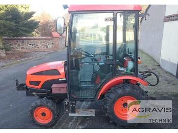 Kioti CK22 - gemeentelijke tractor