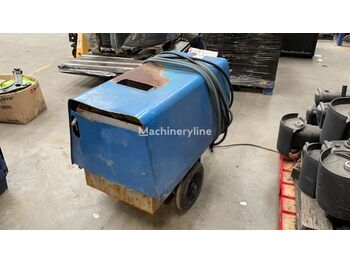 KÄRCHER PLANT PRESSURE WASHER *POWER CABLE CUT - ADVISED NOT FIT FOR USE - Hogedrukreiniger