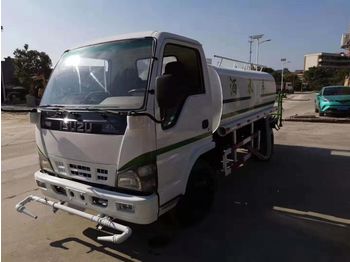ISUZU water tank truck - gemeentelijke machine/ speciaal