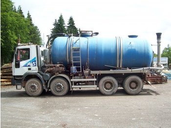 Iveco Euro Trakker 19 m³ Tankvolumen Wasserwagen - gemeentelijke machine/ speciaal