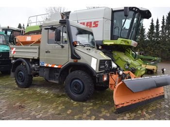 Gemeentelijke machine/ Speciaal MERCEDES-BENZ Unimog U 90: afbeelding 1