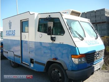 Mercedes BANKOWOZ 815D - gemeentelijke machine/ speciaal