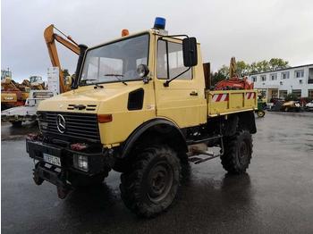 Gemeentelijke machine/ speciaal Mercedes UNIMOG 1200