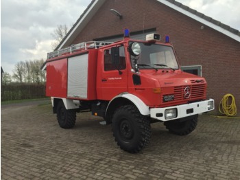 Brandweerwagen Unimog U1300L: afbeelding 1