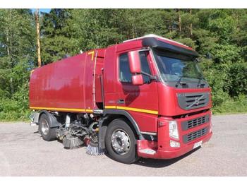 Veegmachine Beam S8000 Volvo FM330