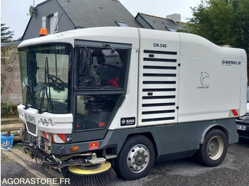 Veegwagen  Balayeuse RAVO 540 XL + 3ème balai
