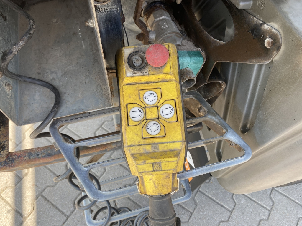 Veegwagen Mercedes-Benz 1523 L