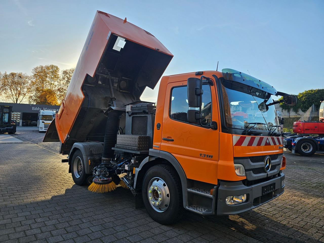 Veegwagen Mercedes Benz Atergo 1518