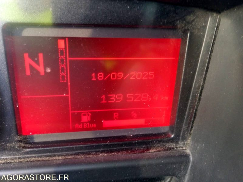 Vuilniswagen BOM 26T RENAULT - 139528km - 18M3 - 2019