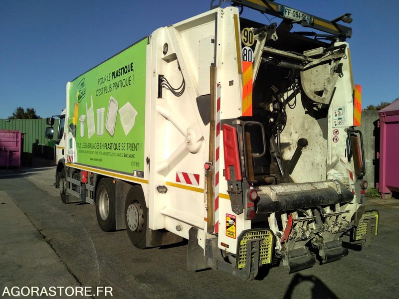 Vuilniswagen BOM 26T RENAULT - 139528km - 18M3 - 2019