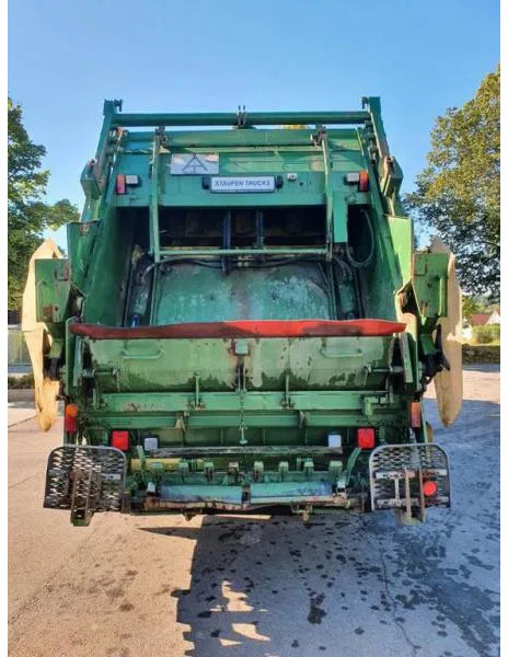 Vuilniswagen Iveco 260S 42 WAAGE 5 m³ Zöller Medium XXL 24 Umleerer