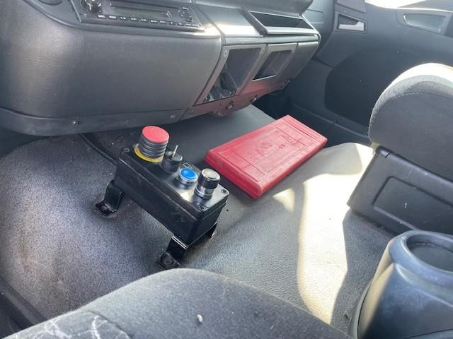 Vuilniswagen MAN TGM 18.250