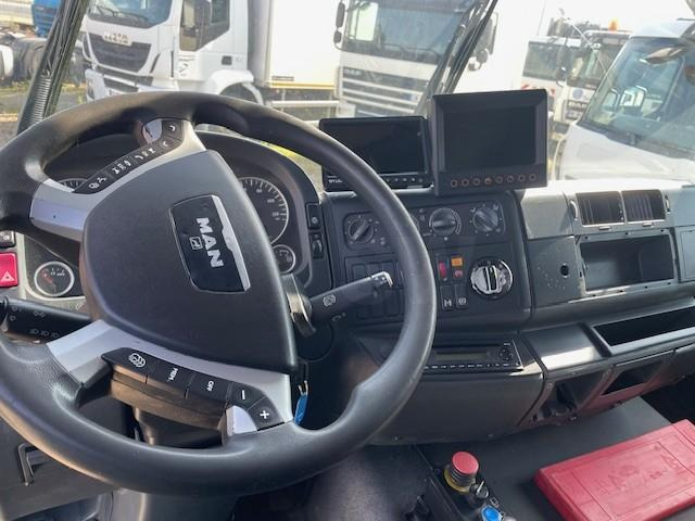 Vuilniswagen MAN TGM 18.250