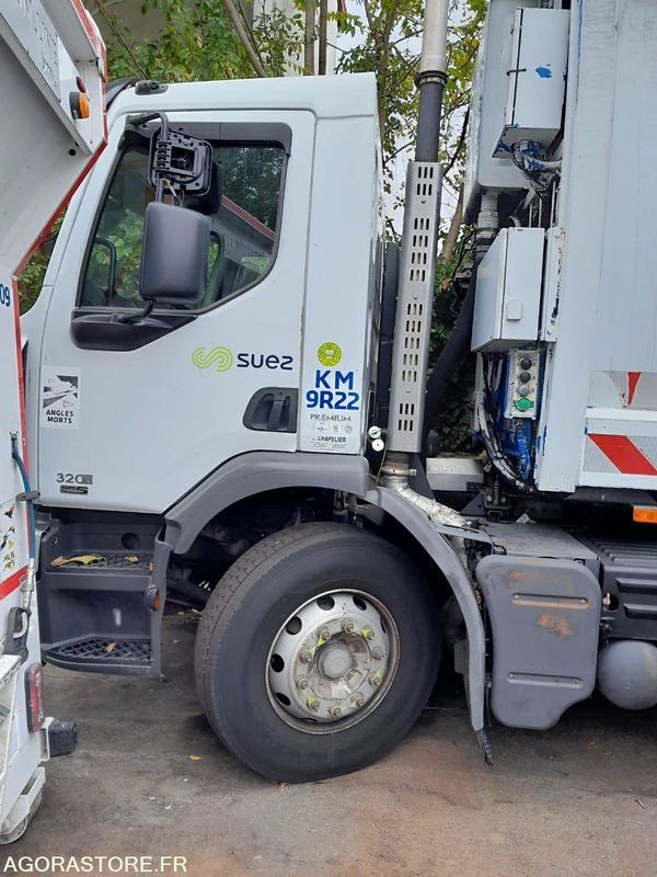 Vuilniswagen RENAULT 26T/BOM - DS032ES