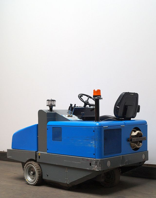 Industriële veegmachine Isal PB155 LPG