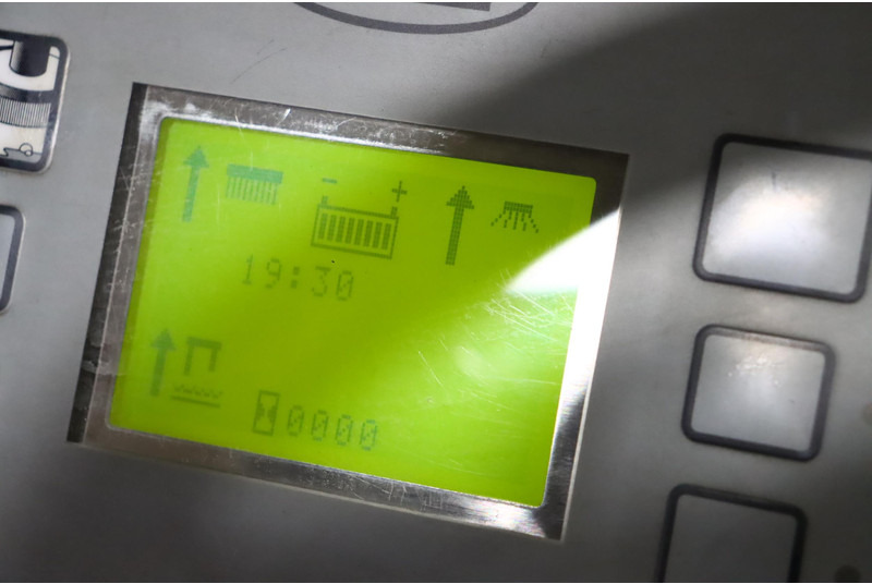 Schrobmachine TENNANT 7300E