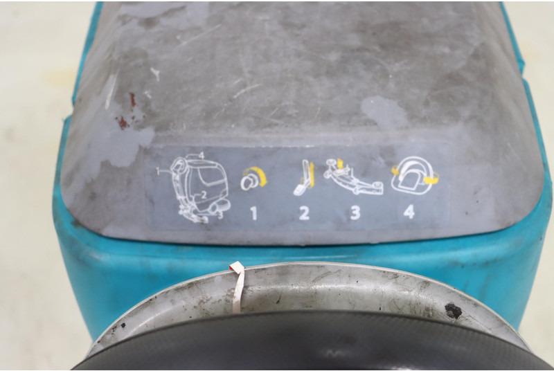 Schrobmachine TENNANT T300