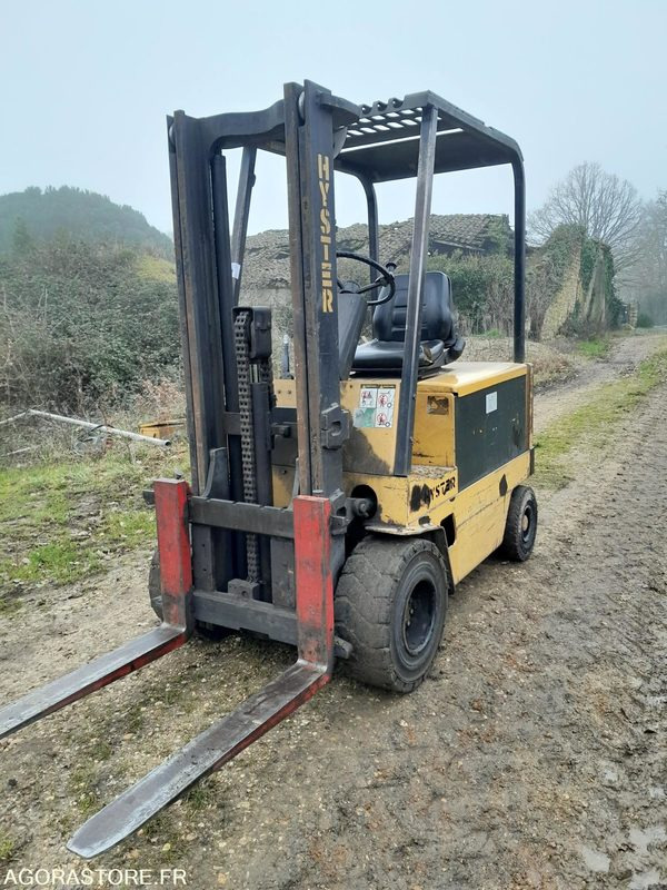 Intern transport CHARIOT ELEVATEUR HYSTER ELECTRIQUE