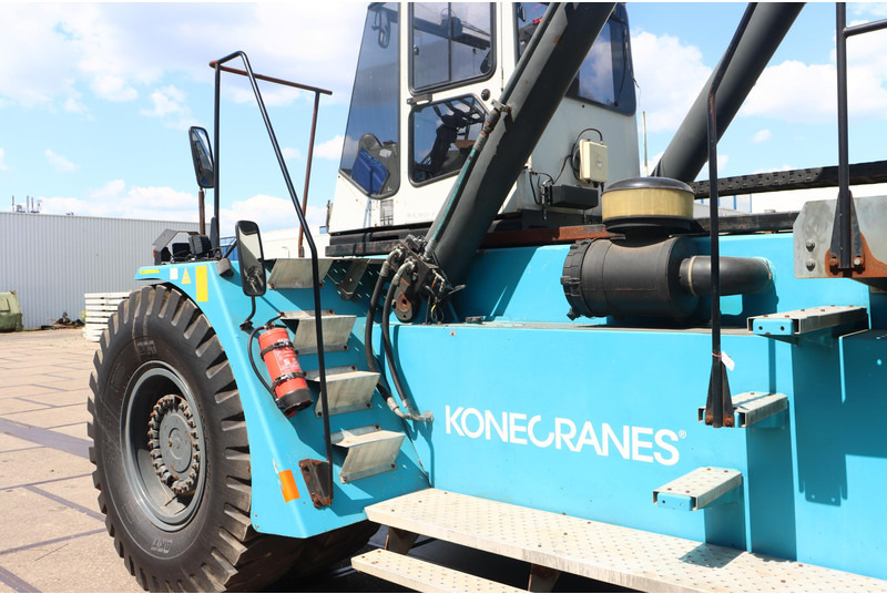 Container heftruck KONECRANES 4527CB5