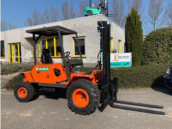 Diesel heftruck AUSA ruwterrein C 11 M