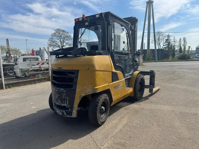 Diesel heftruck Caterpillar DP45NT