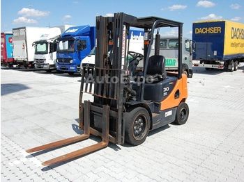 Doosan D30S-5 Automatik  - Diesel heftruck