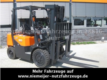 Doosan D30 G '12  - Diesel heftruck