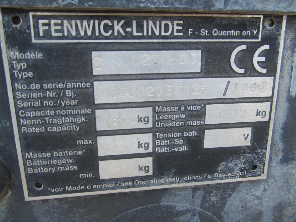 Diesel heftruck Fenwick H25D-03