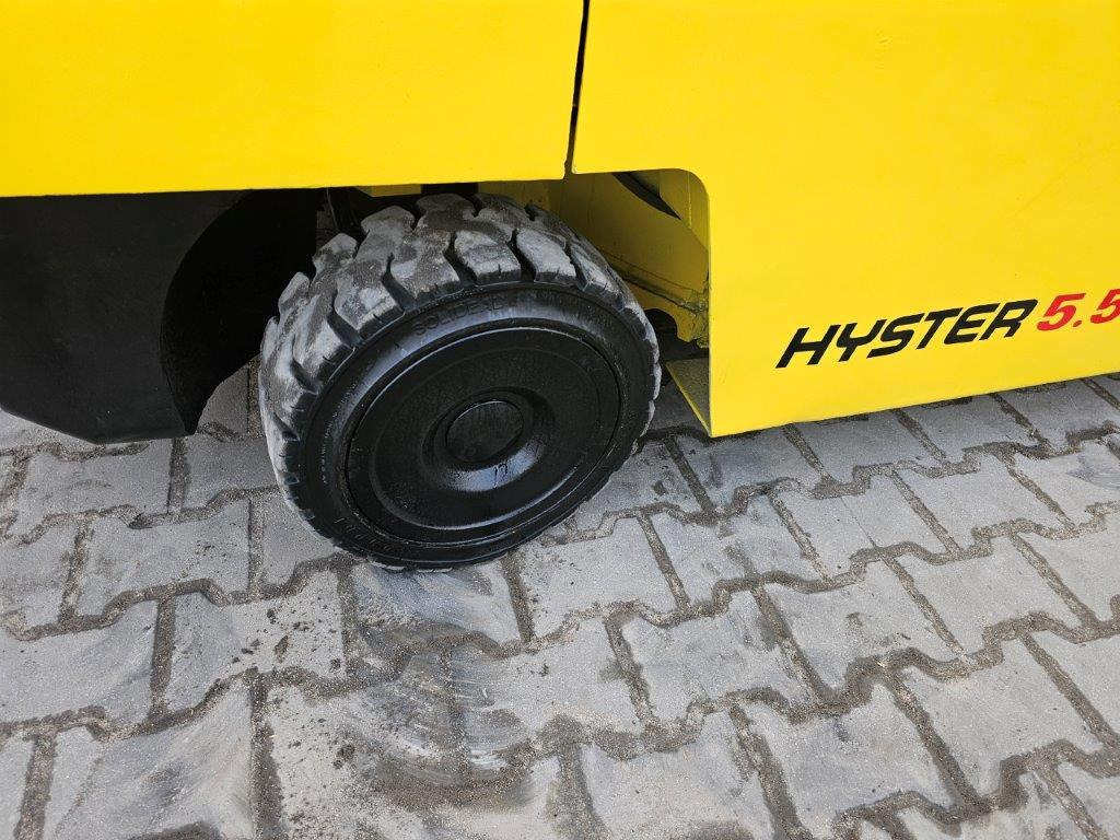 Diesel heftruck Hyster S5.50XM - Kompaktstapler - TRIPLEX