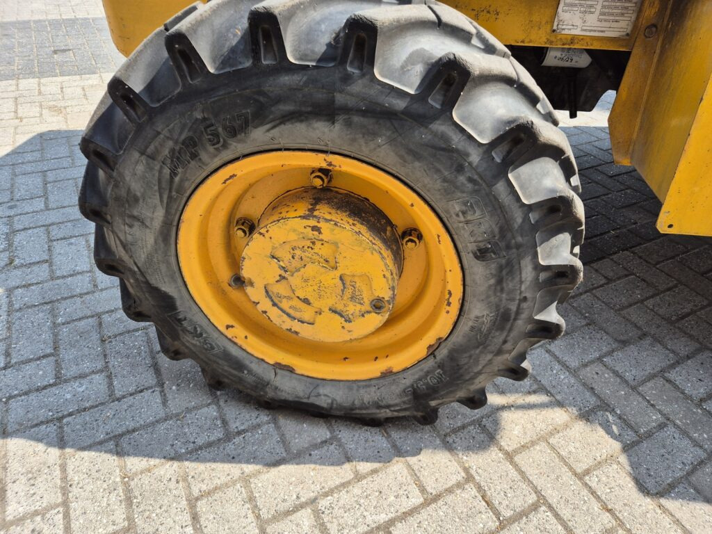 Diesel heftruck JCB 926 roughterrain forklift