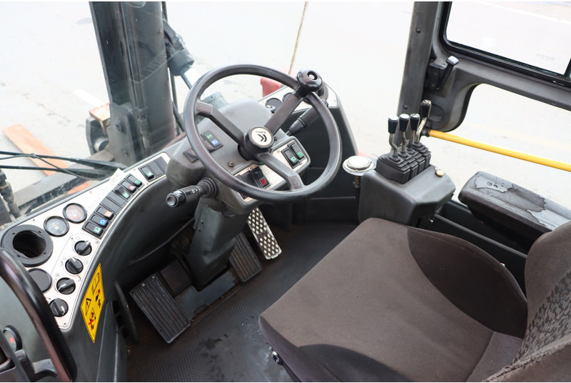 Diesel heftruck Kalmar DCE120-6